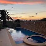 Villa Sunset Għarb